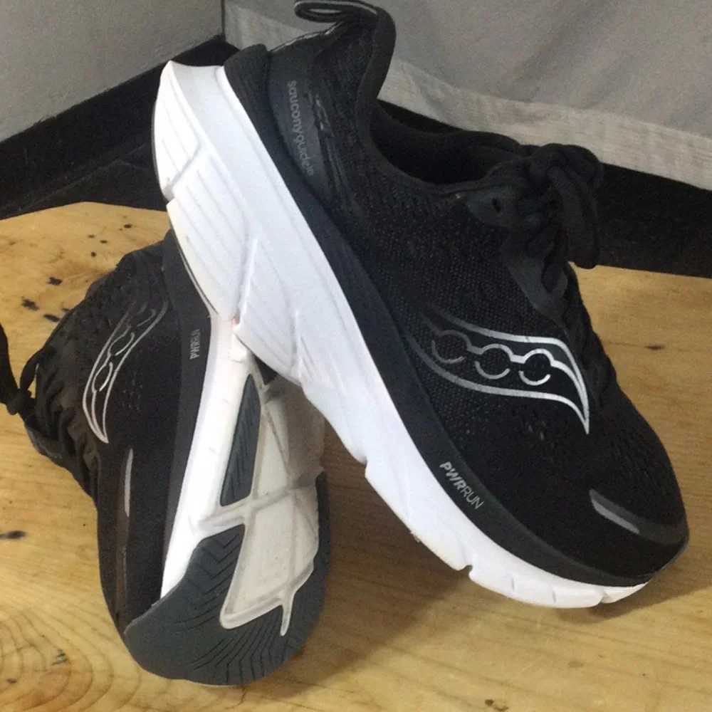 Men's Black Athletic Socks - No Brand Listed
